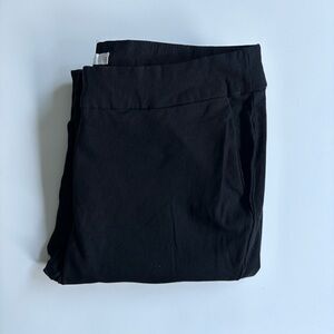 Women’s Black Cropped Dress Pants